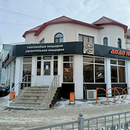 1 Комнатные Апартаменты На Садуакасова 24 Kokşetau Exterior foto