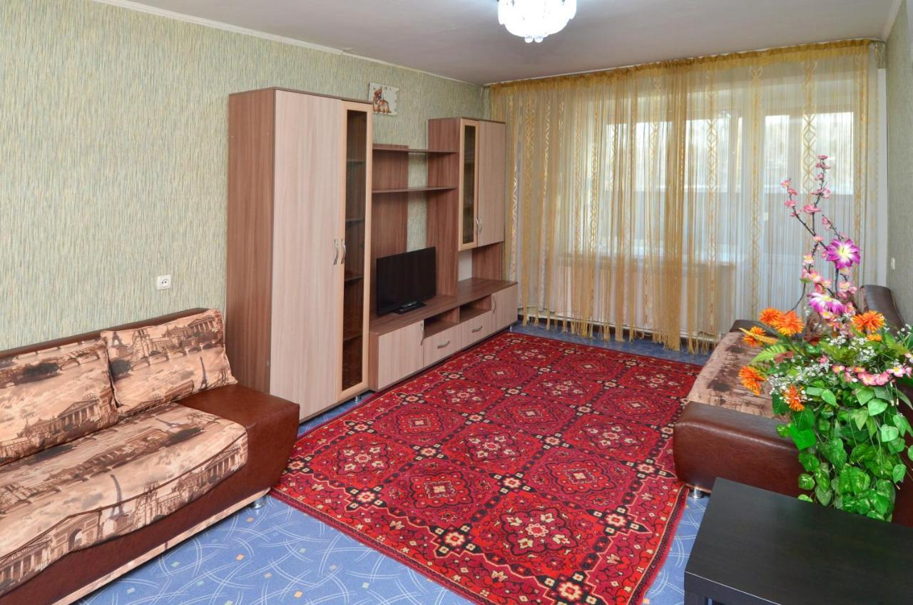 1 Комнатные Апартаменты На Садуакасова 24 Kokşetau Exterior foto