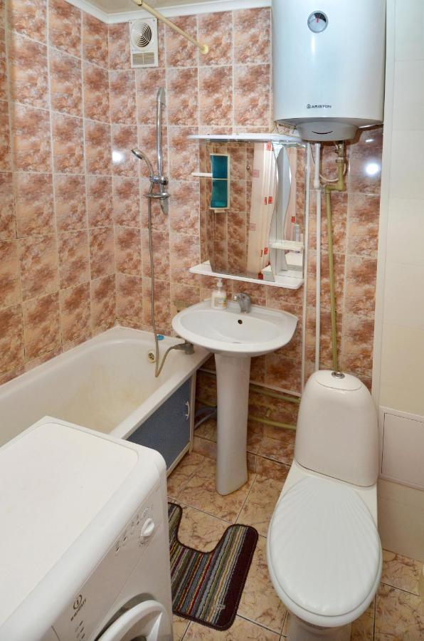 1 Комнатные Апартаменты На Садуакасова 24 Kokşetau Exterior foto
